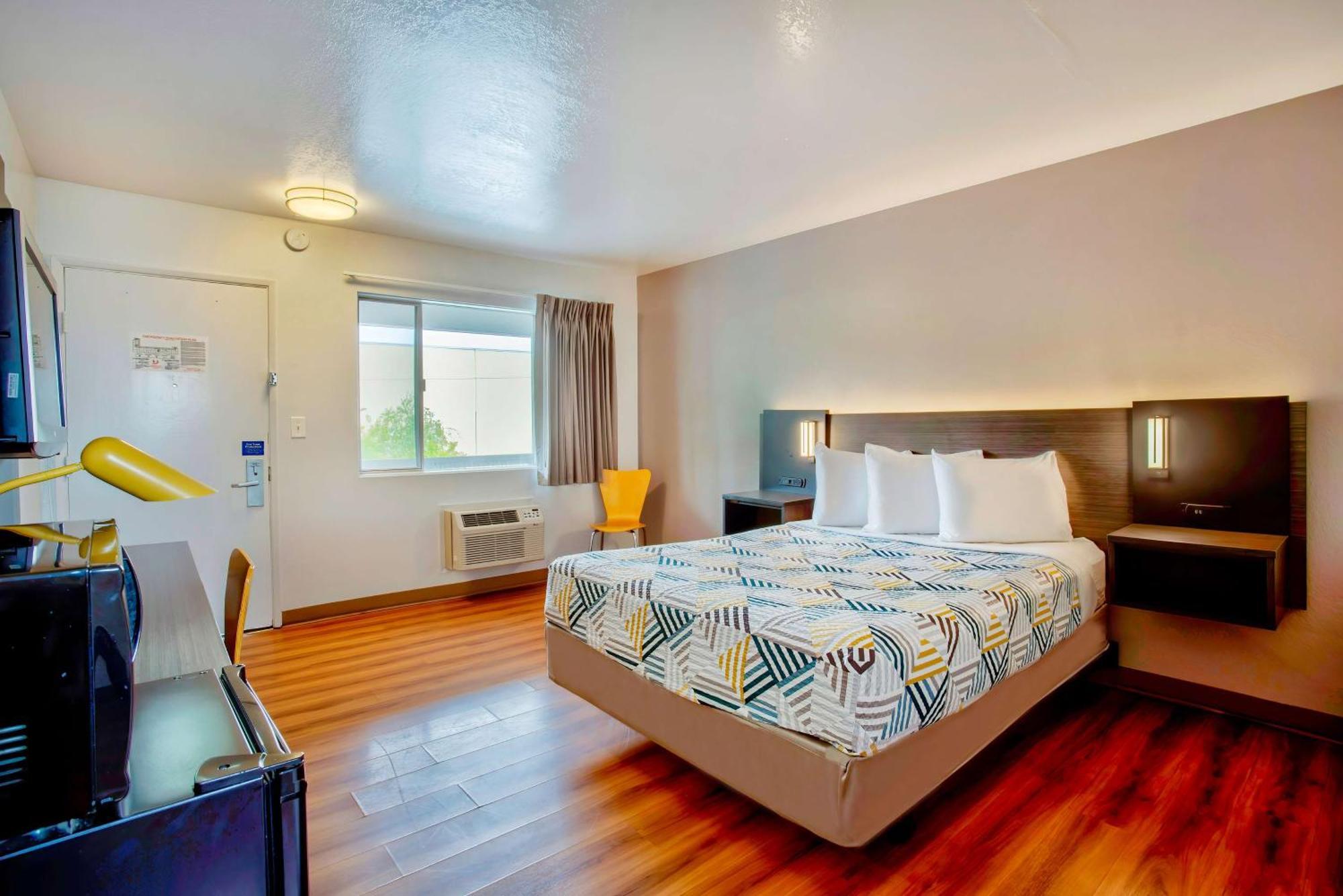 Motel 6-Salem, Or - Expo Center Dış mekan fotoğraf